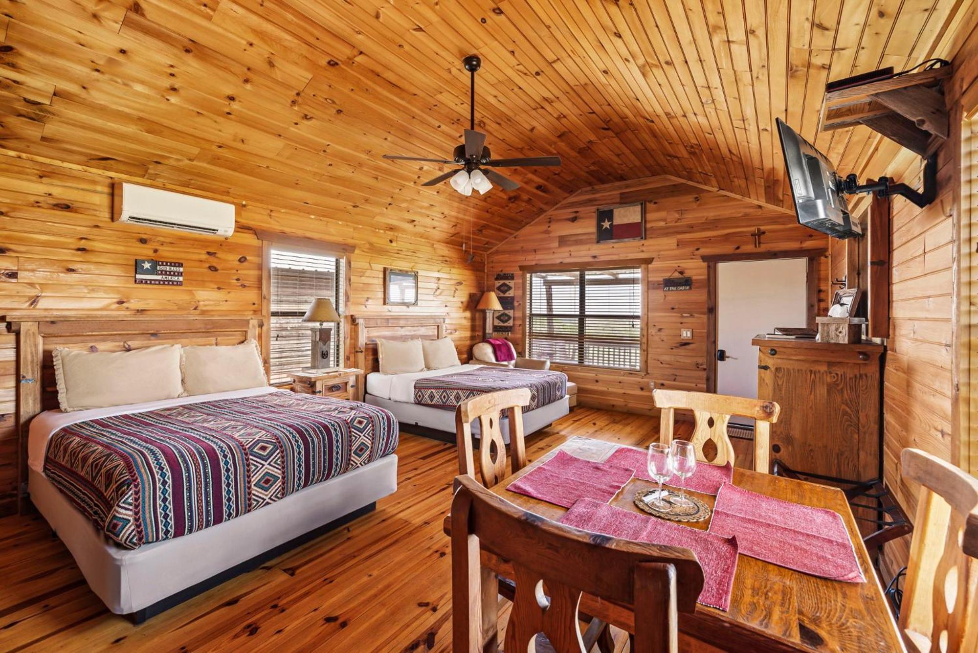 Enchanted Rockview Cabins Crabapple Luaran gambar